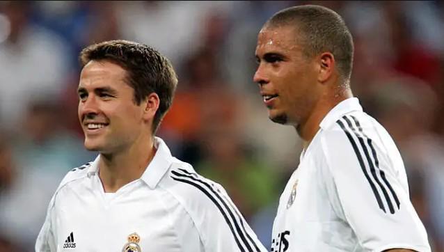 室内跳伞 室内跳伞